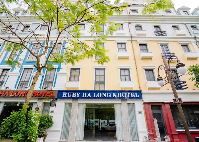 Ruby 8 Hotel Ha Long